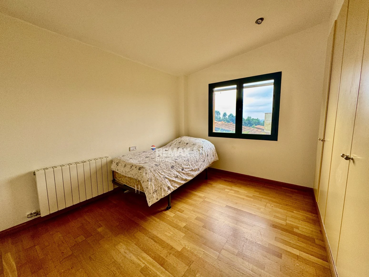 Exclusiva villa con piscina y vistas al golf a 15 minutos de Girona