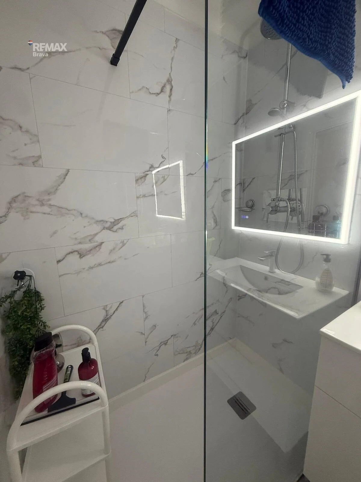 EMPURIABRAVA - Apartamento tipo Dúplex - Primera línea de mar con vistas excepcionales.