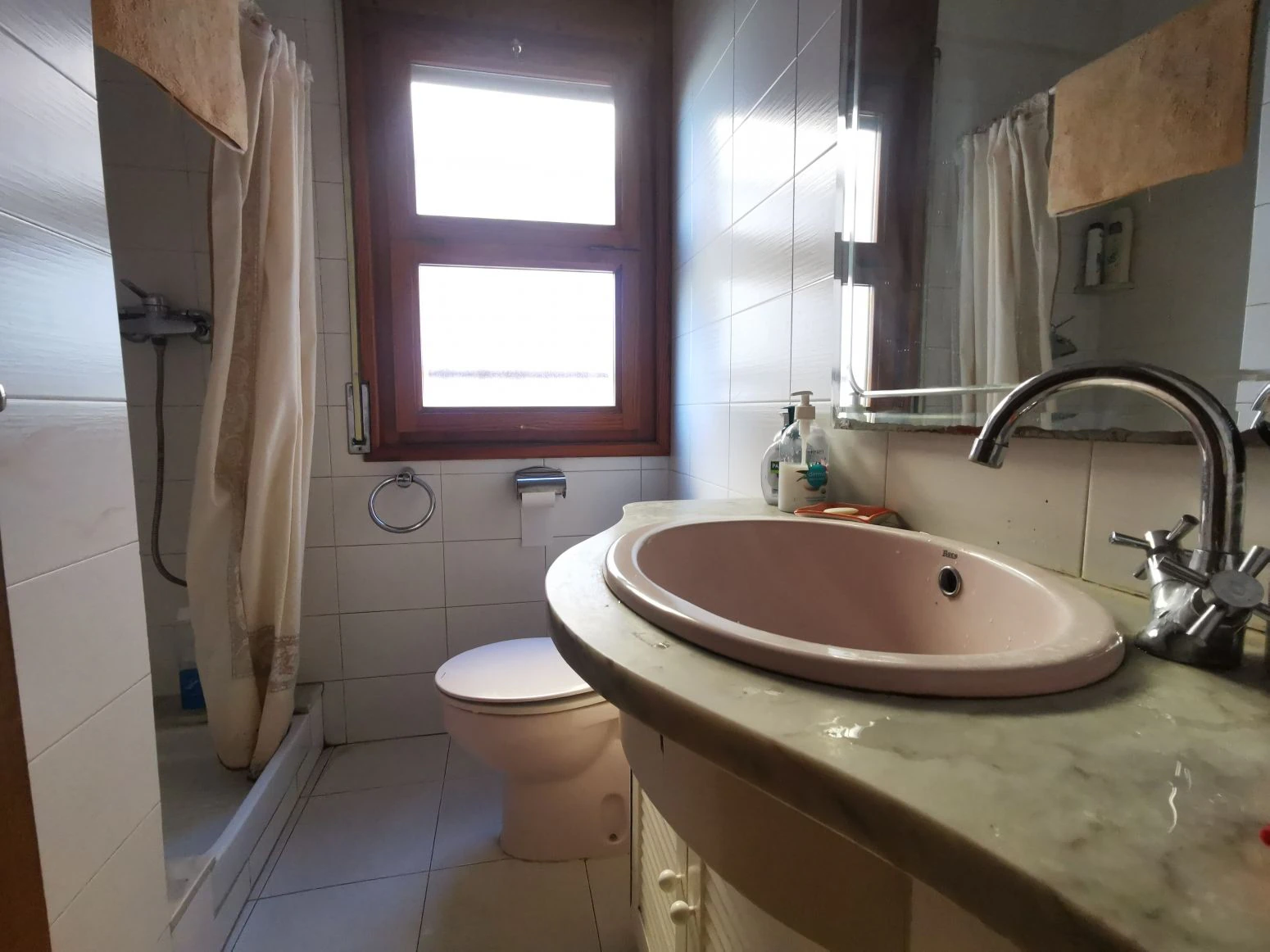 Villa en venta a Girona