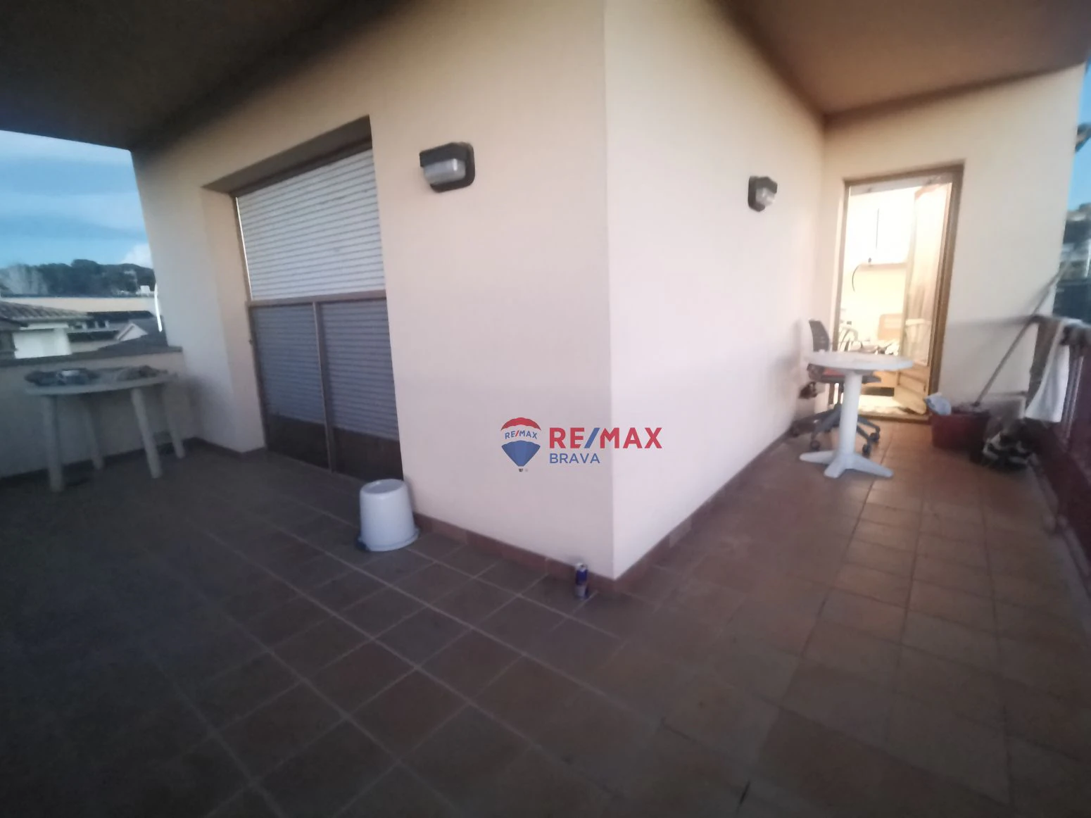 Villa en venta a Girona