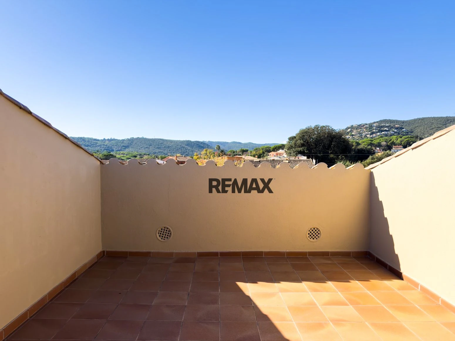 Casa de pueblo con encanto histórico y confort moderno en Calonge, Costa Brava.