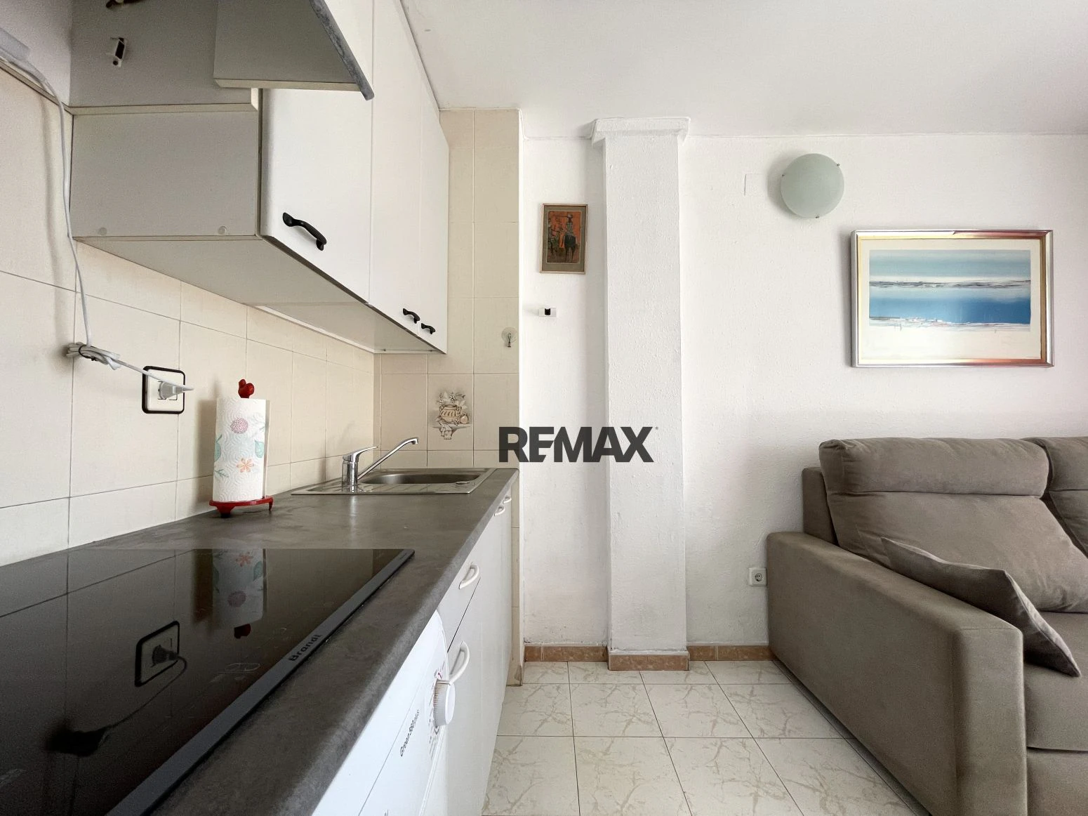 Apartamento con terraza y ascensor a pocos minutos de la playa en Santa Margarita – Roses