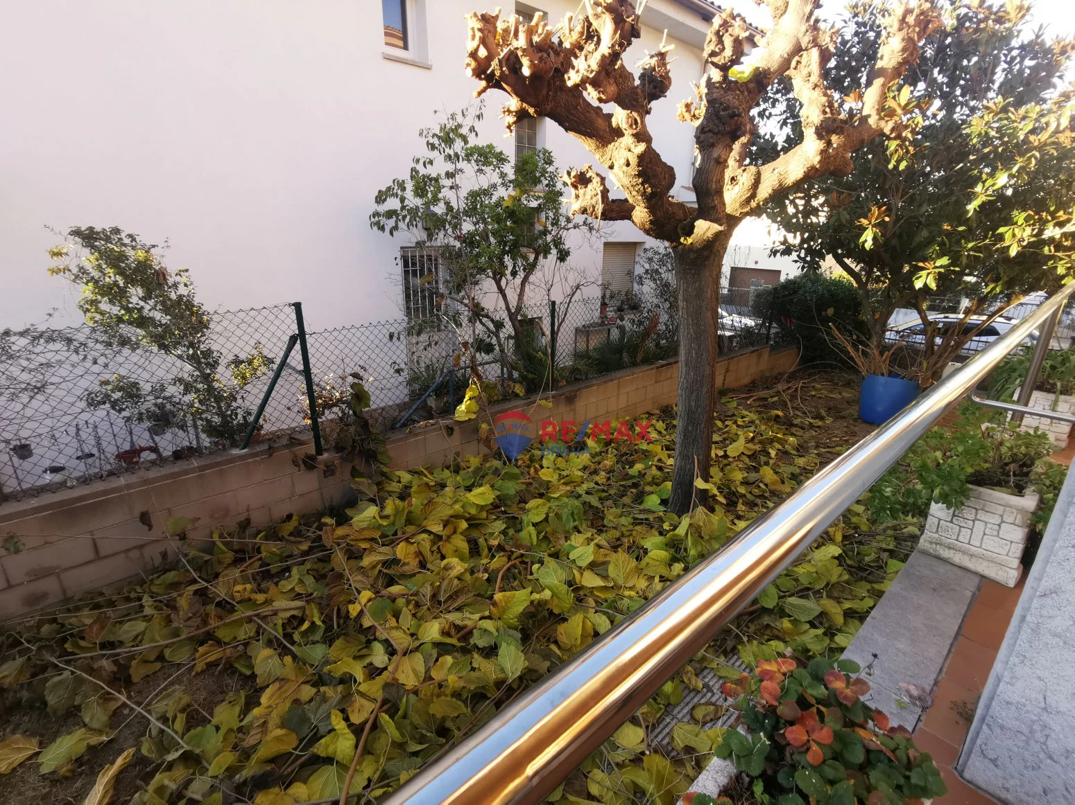 Villa en venta a Girona