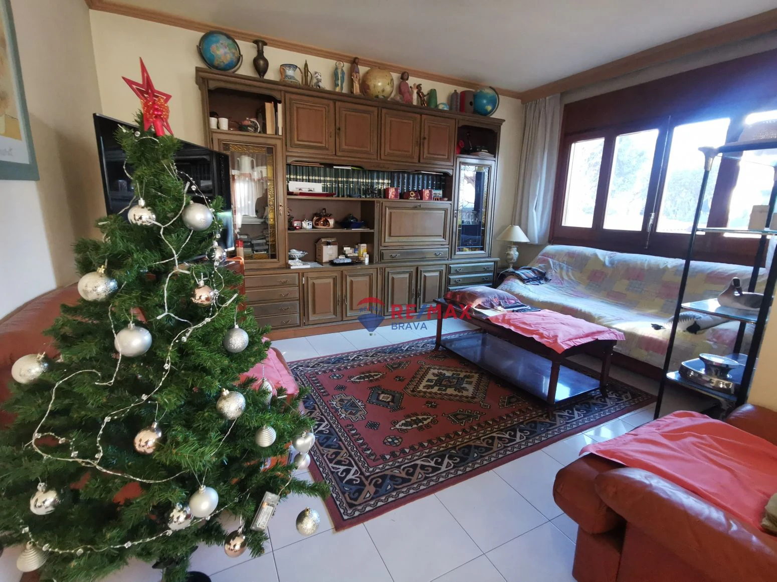 Villa en venta a Girona