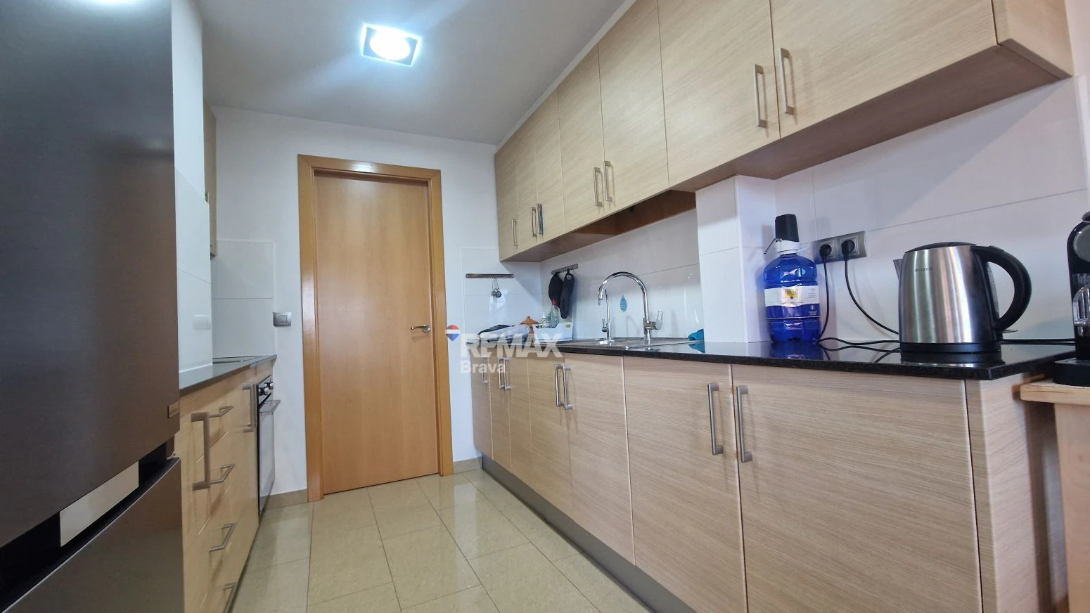 Ático dúplex de lujo con gran terraza y licencia turística en Roses
