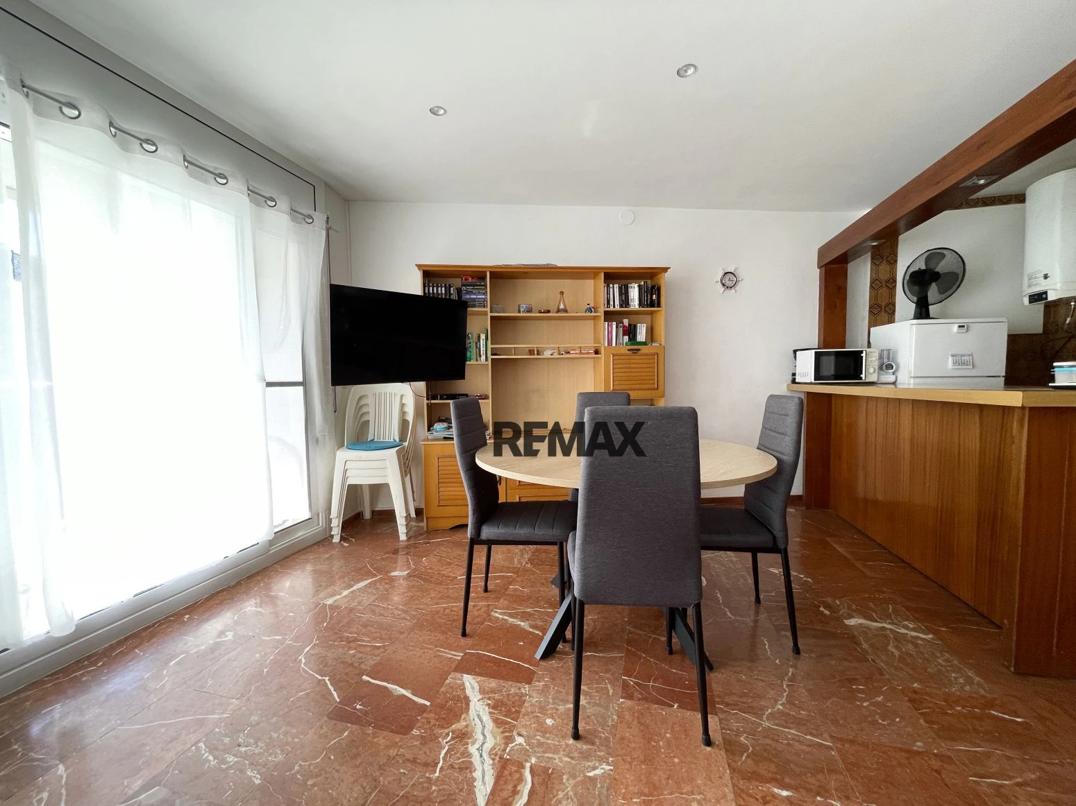 Precioso apartamento en Roses a solo 40 metros de la playa