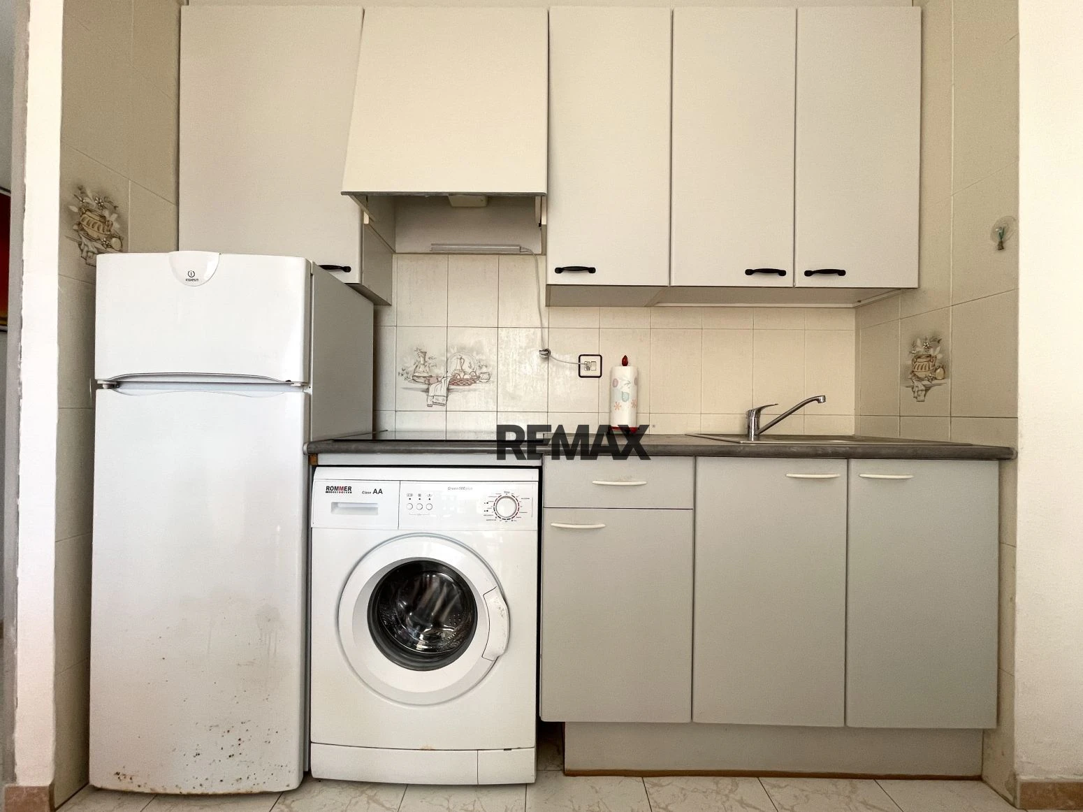 Apartamento con terraza y ascensor a pocos minutos de la playa en Santa Margarita – Roses