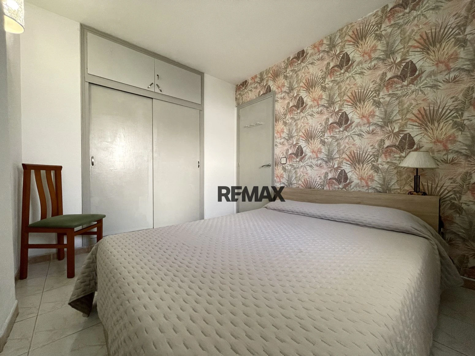Apartamento con terraza y ascensor a pocos minutos de la playa en Santa Margarita – Roses