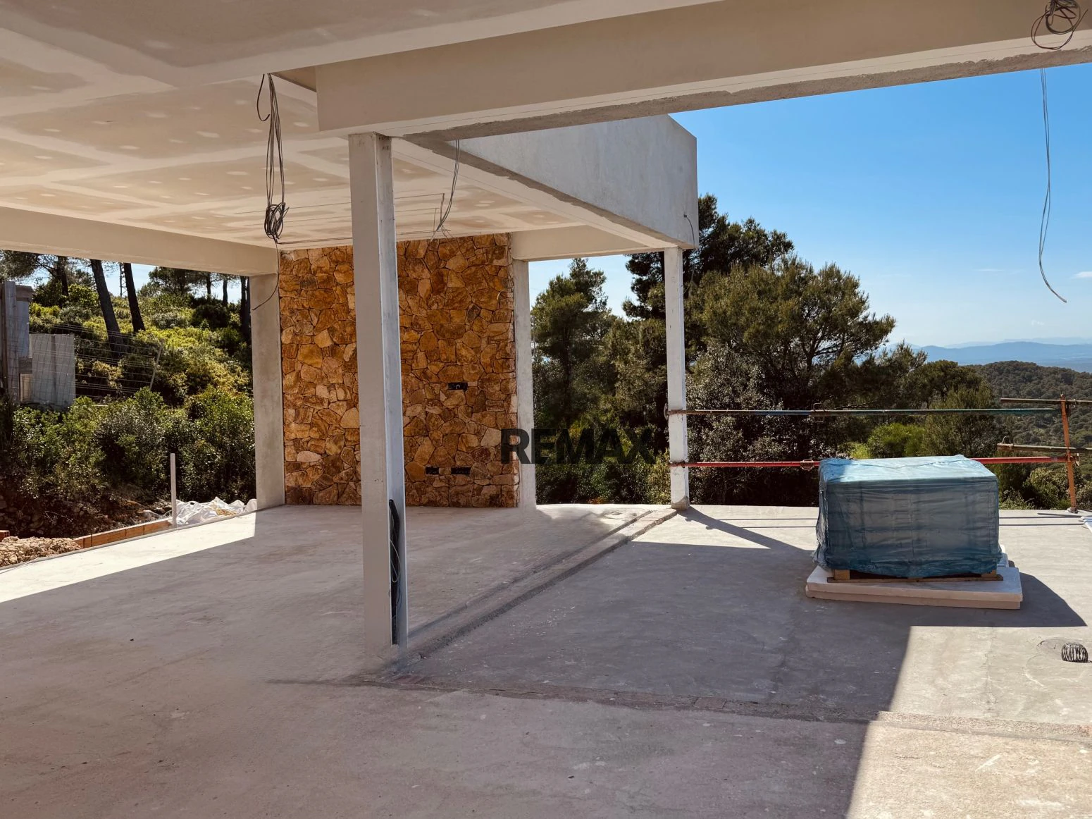 Exclusiva villa contemporánea en construcción con vistas al mar en Begur