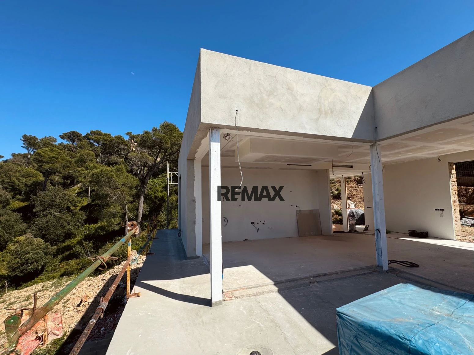 Exclusiva villa contemporánea en construcción con vistas al mar en Begur