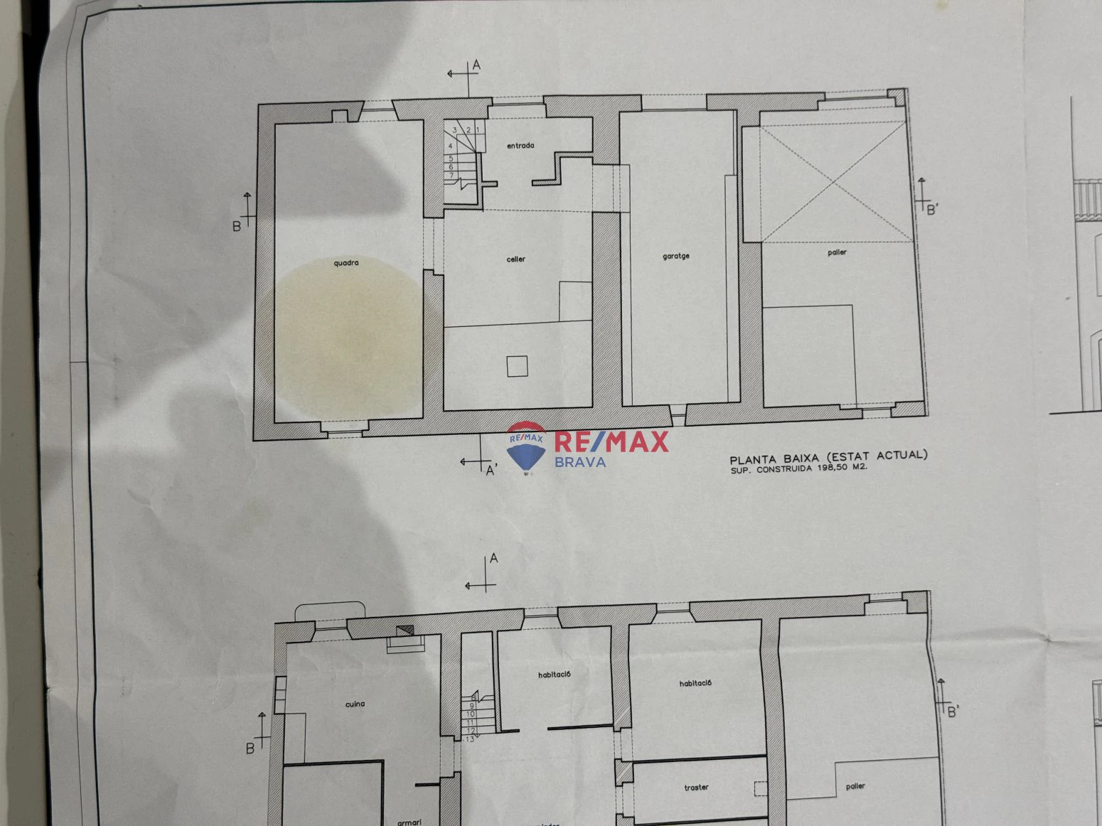 Histórica casa con terreno anexo en Mollet de Peralada con