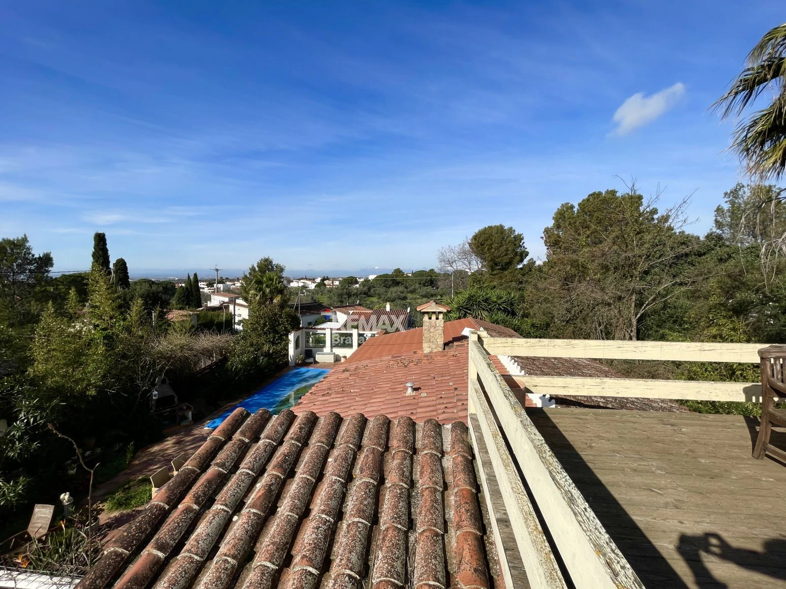 Villa de planta baja con piscina privada y gran rentabilidad en Roses