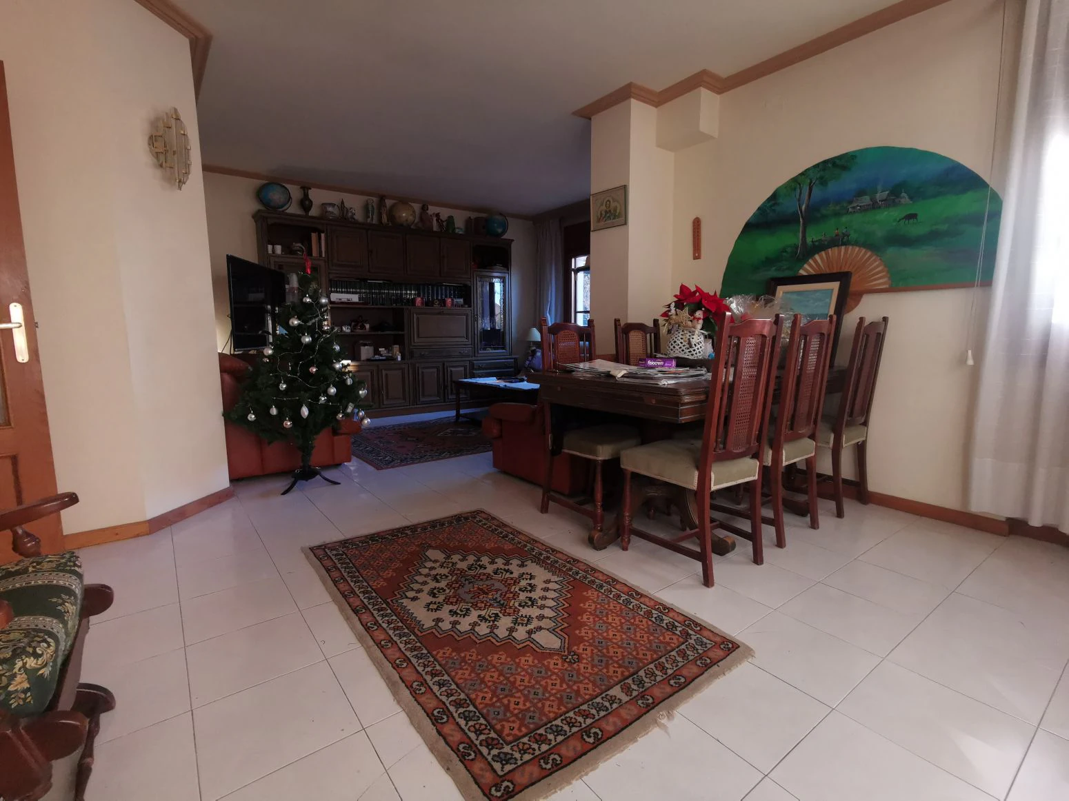 Villa en venta a Girona
