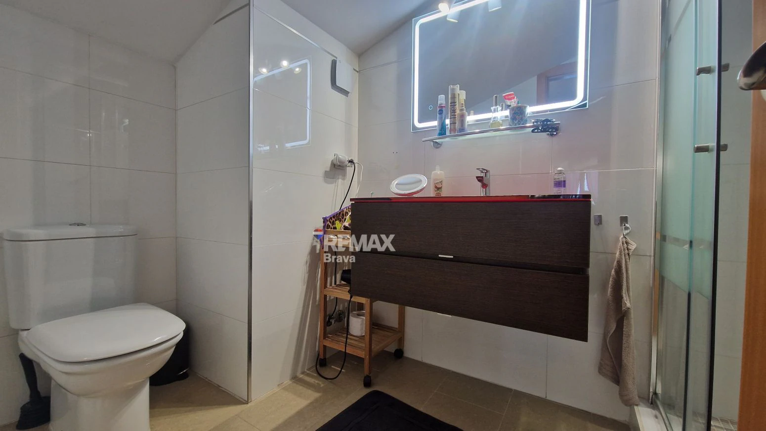 Ático dúplex de lujo con gran terraza y licencia turística en Roses
