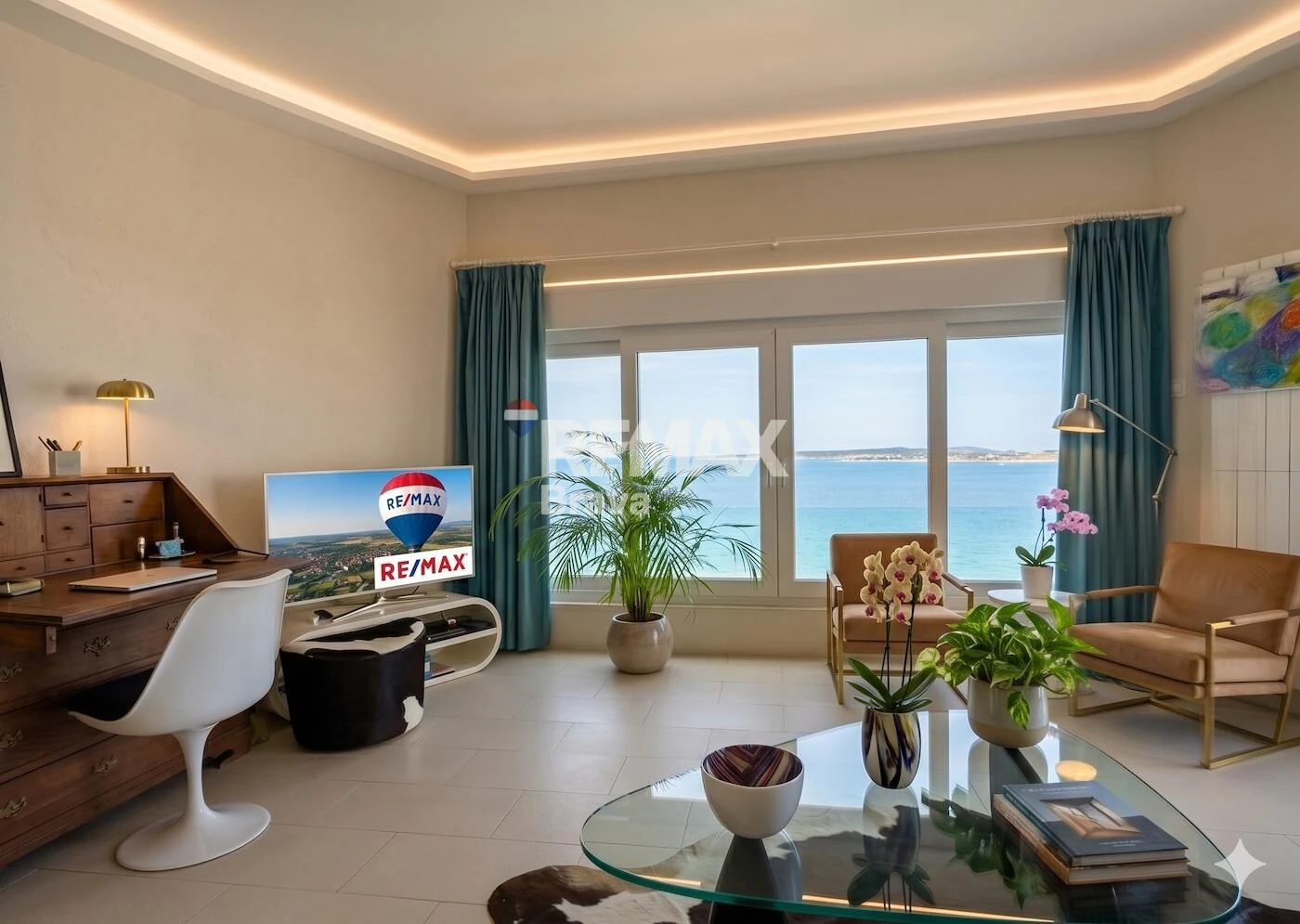 Fantastica villa en Roses con vistas al mar y Castillo de la Trinidad, piscina privada y garaje.