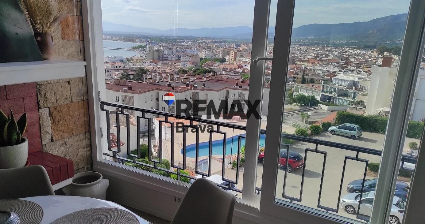 Apartamento con encanto reformado con licencia turística y