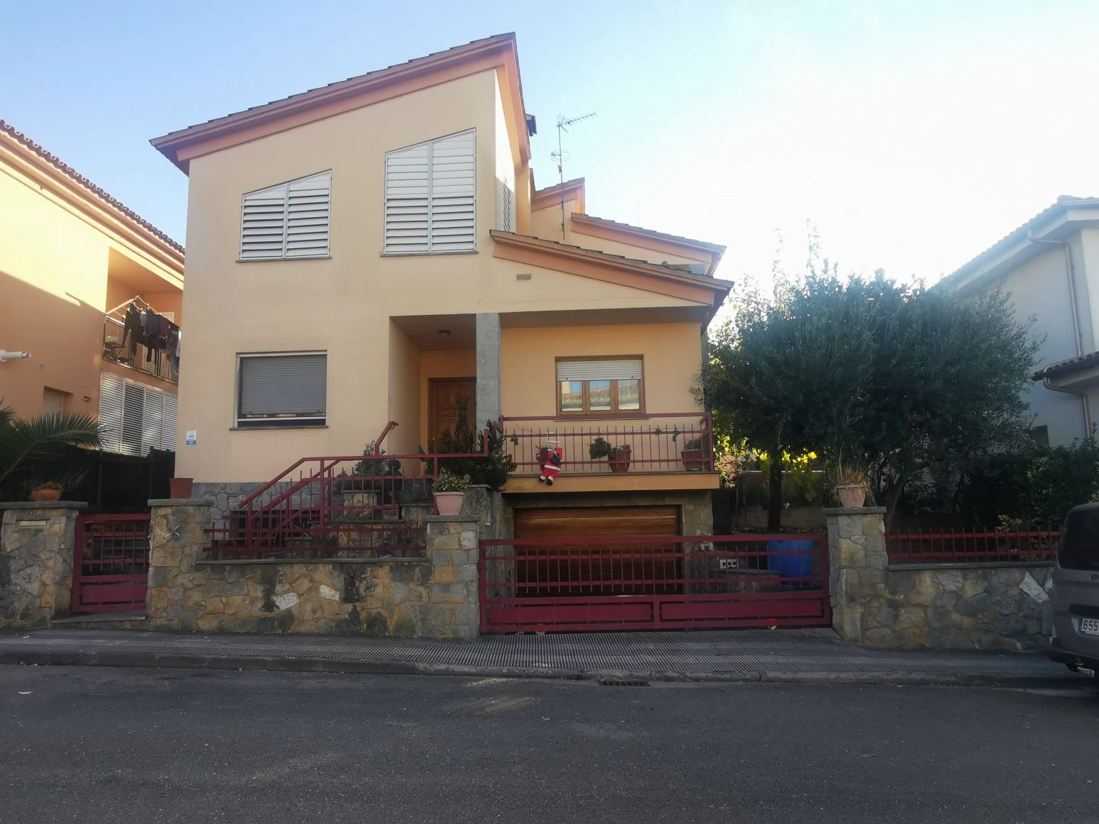 Villa en venta a Girona