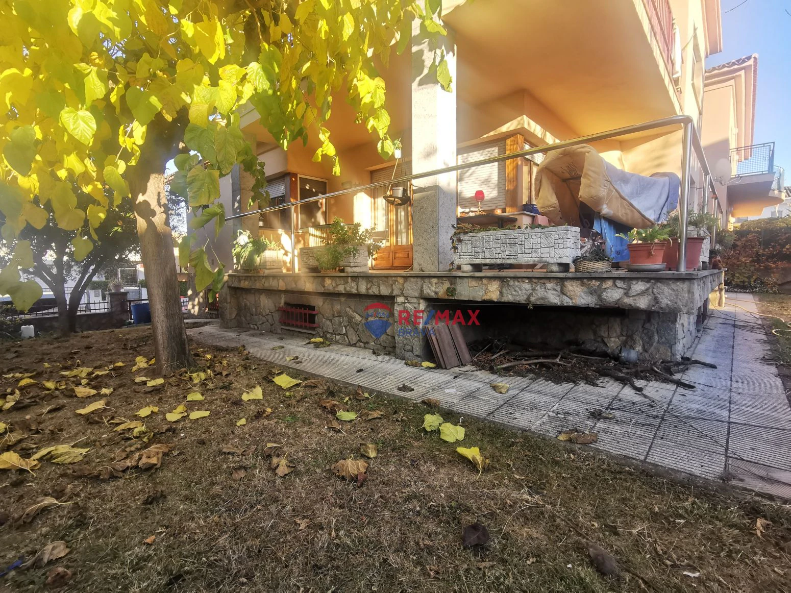 Villa en venta a Girona
