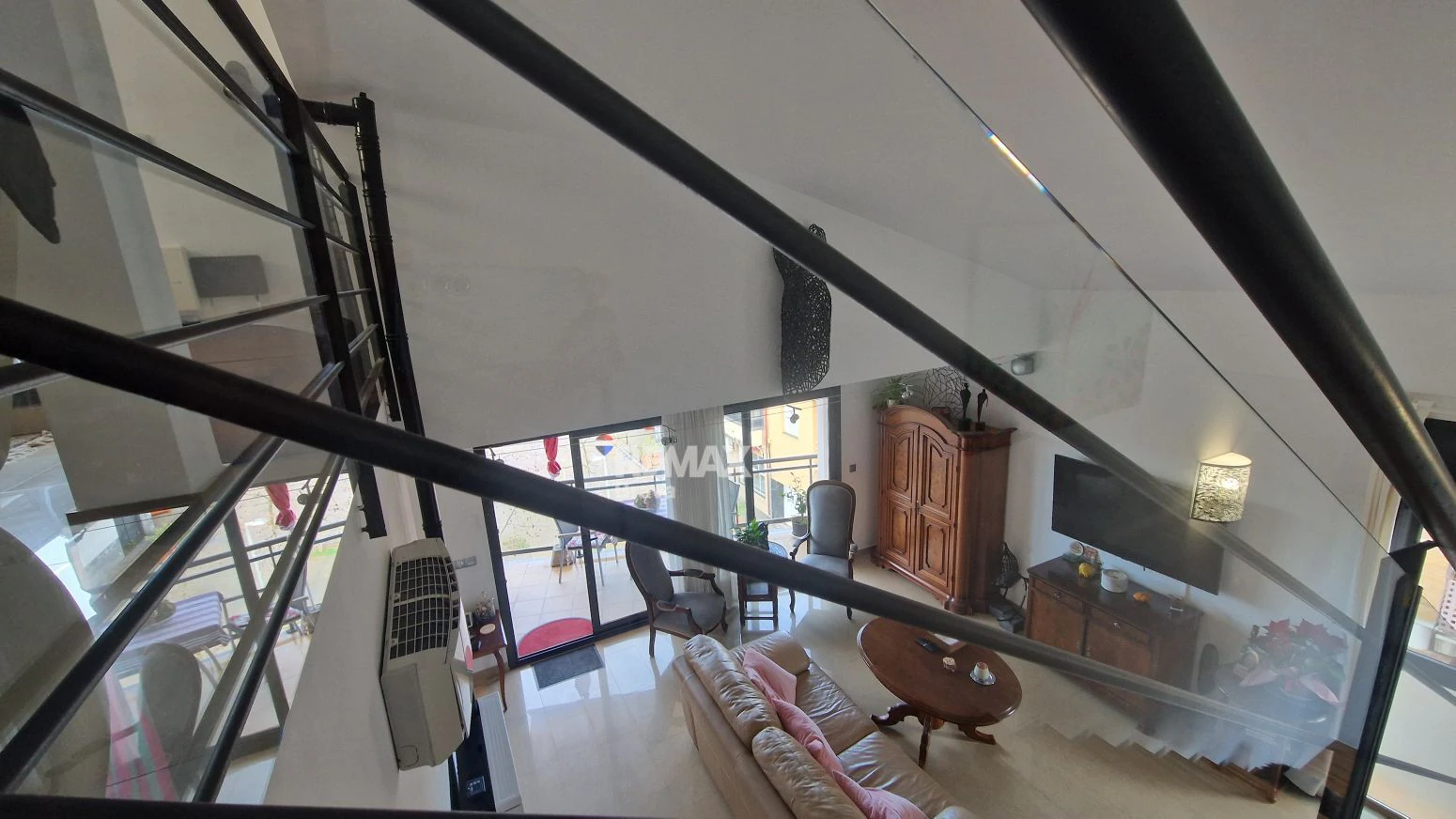 Ático dúplex de lujo con gran terraza y licencia turística en Roses