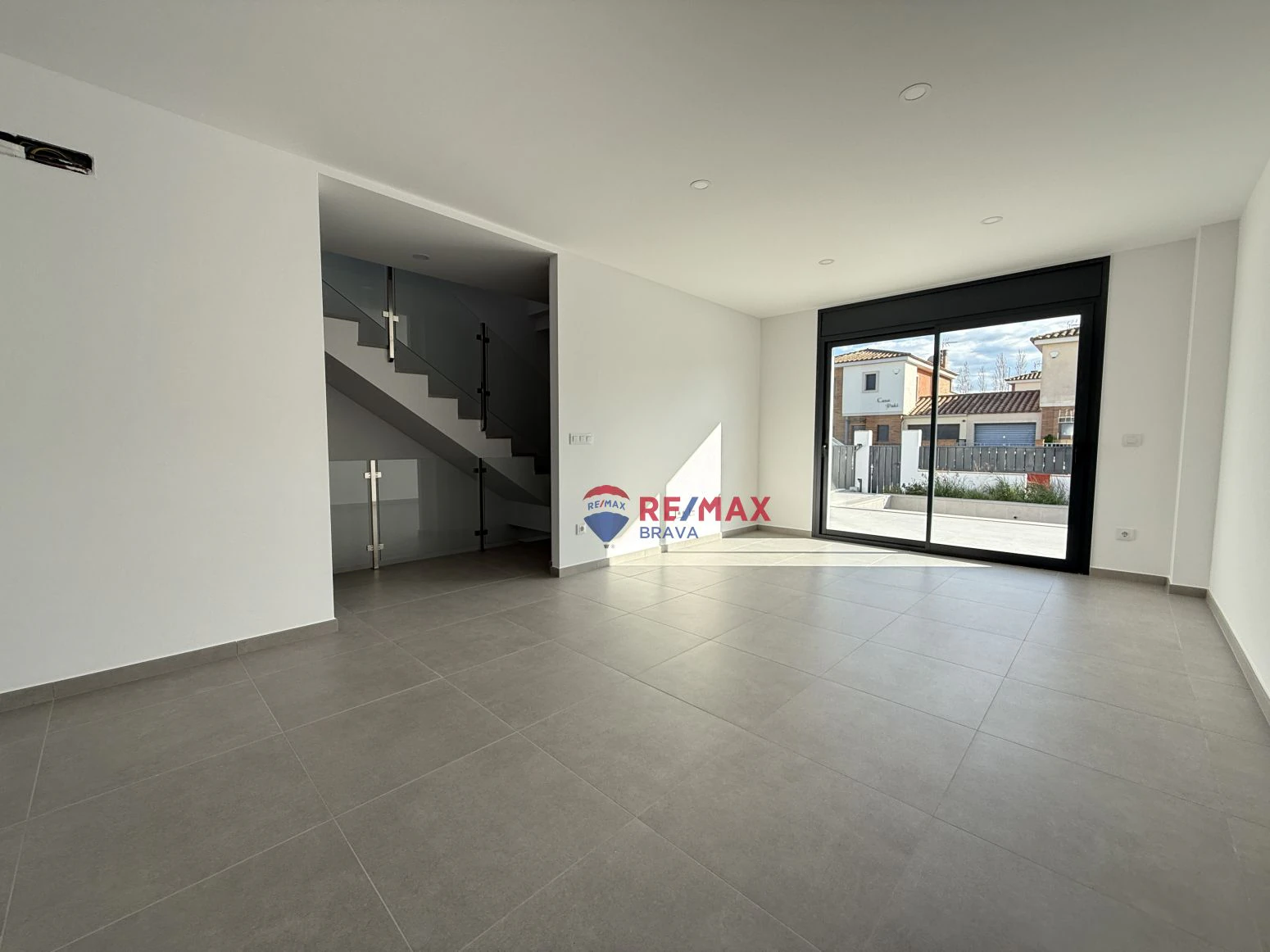 Casa con piscina en Empuriabrava de 175 m2