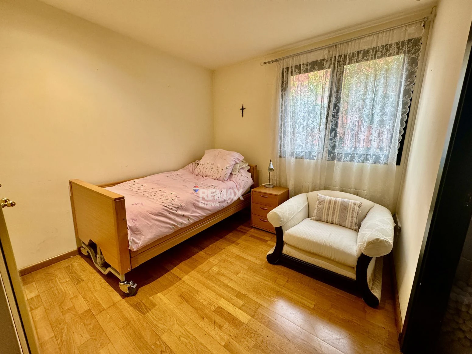 Exclusiva villa con piscina y vistas al golf a 15 minutos de Girona