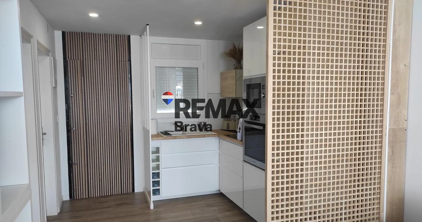 Apartamento con encanto reformado con licencia turística y