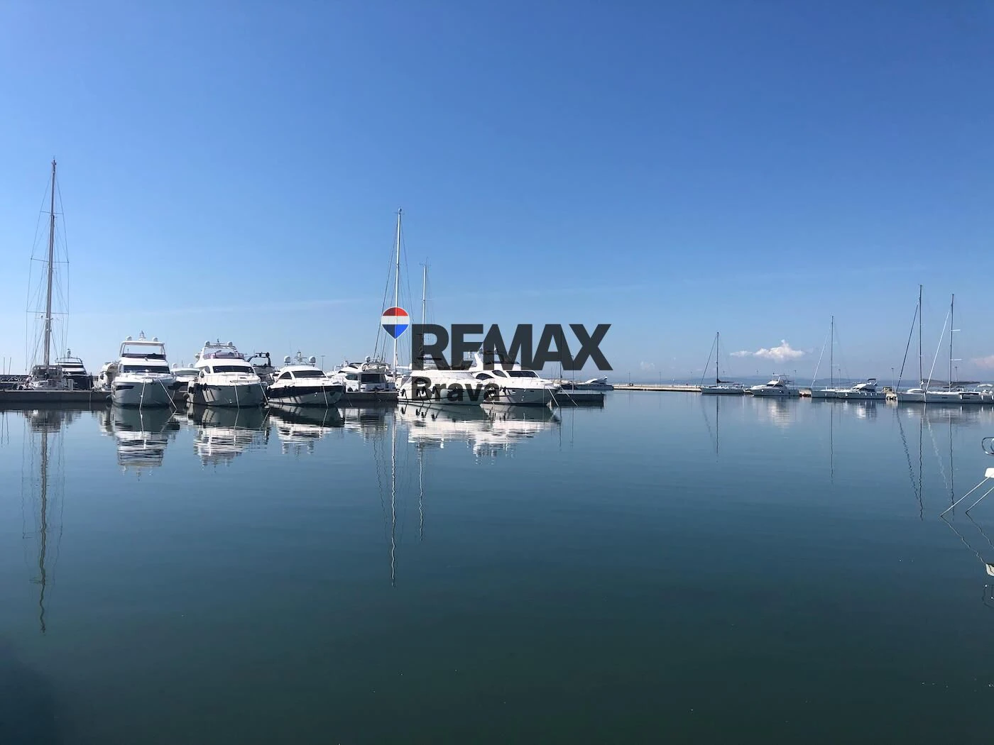 Apartamento con encanto reformado con licencia turística y