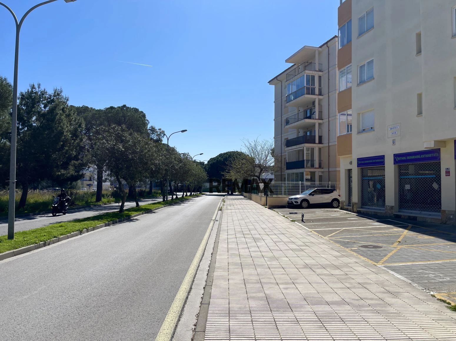 Apartamento con terraza y ascensor a pocos minutos de la playa en Santa Margarita – Roses