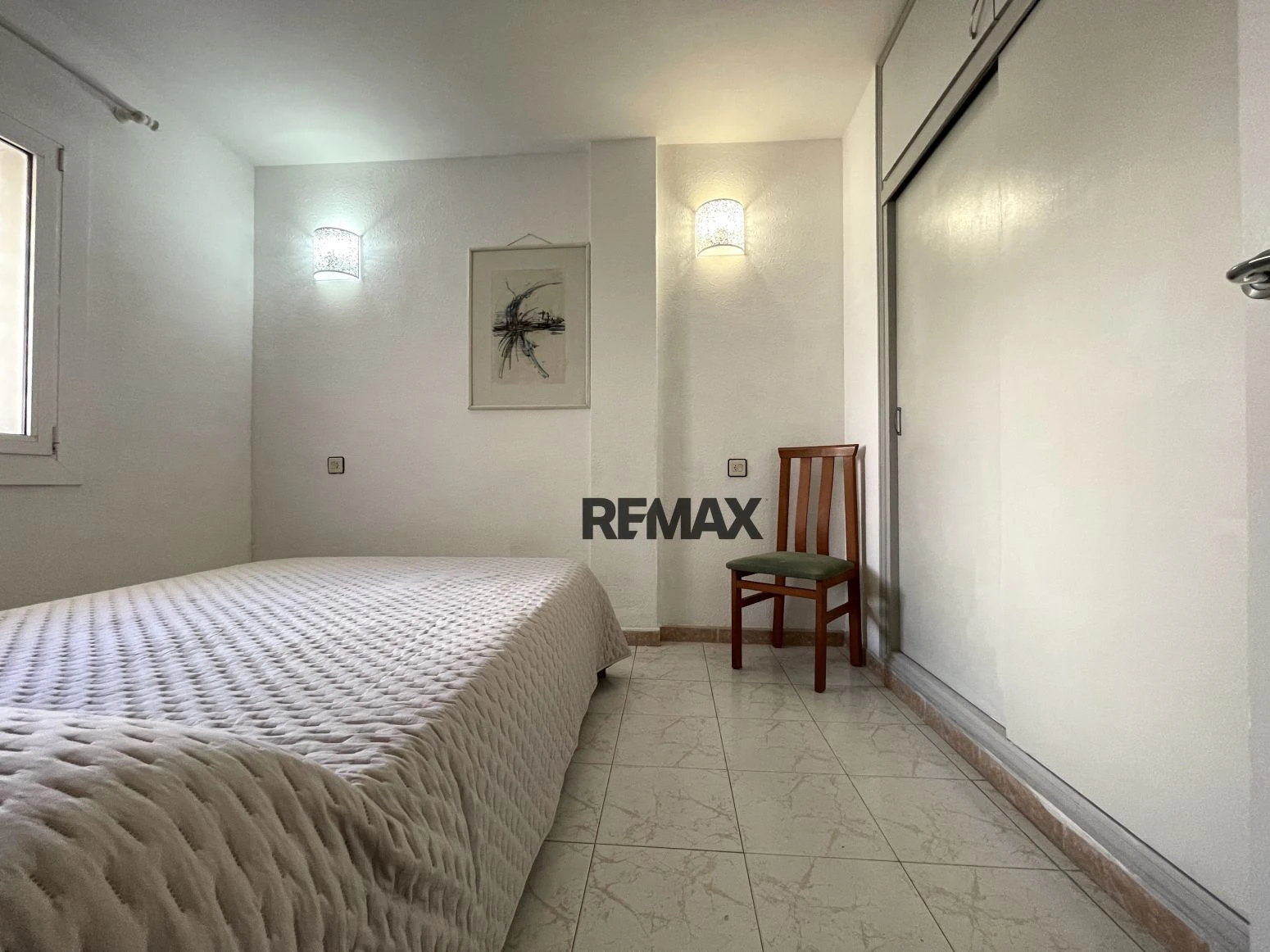 Apartamento con terraza y ascensor a pocos minutos de la playa en Santa Margarita – Roses