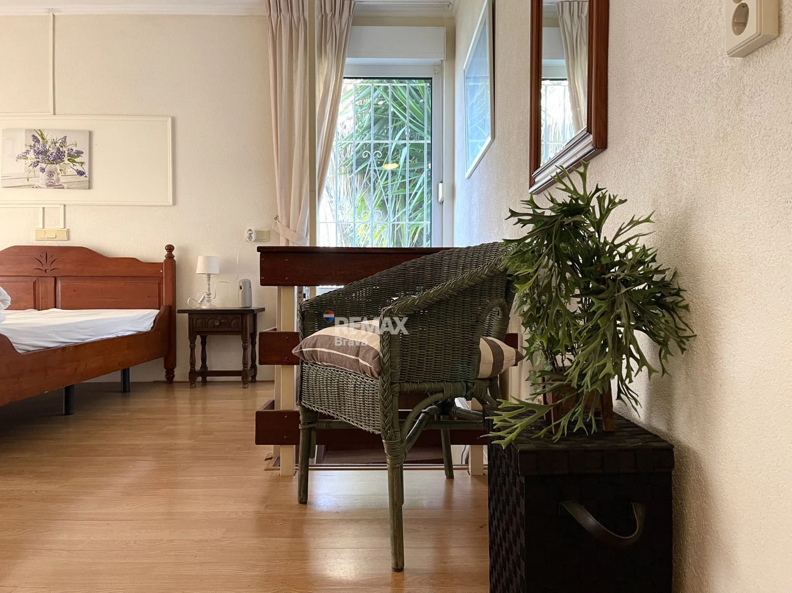Villa de planta baja con piscina privada y gran rentabilidad en Roses