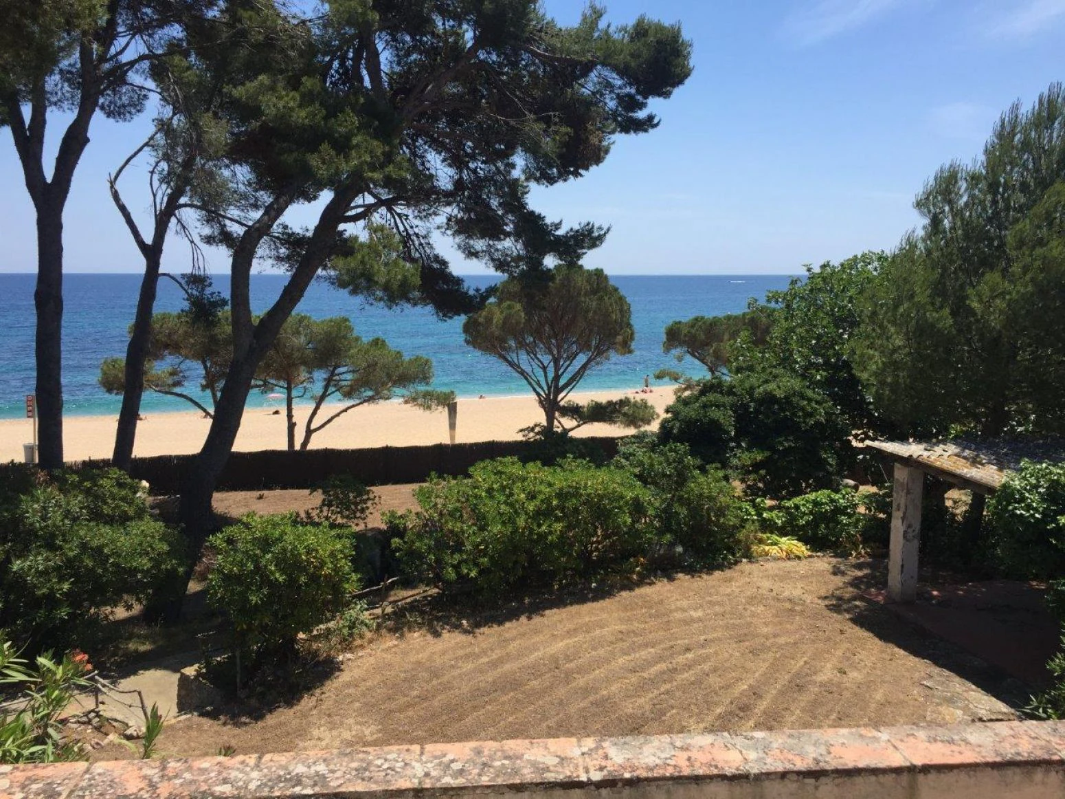 Terreno en primera linea de playa en Platja d'aro