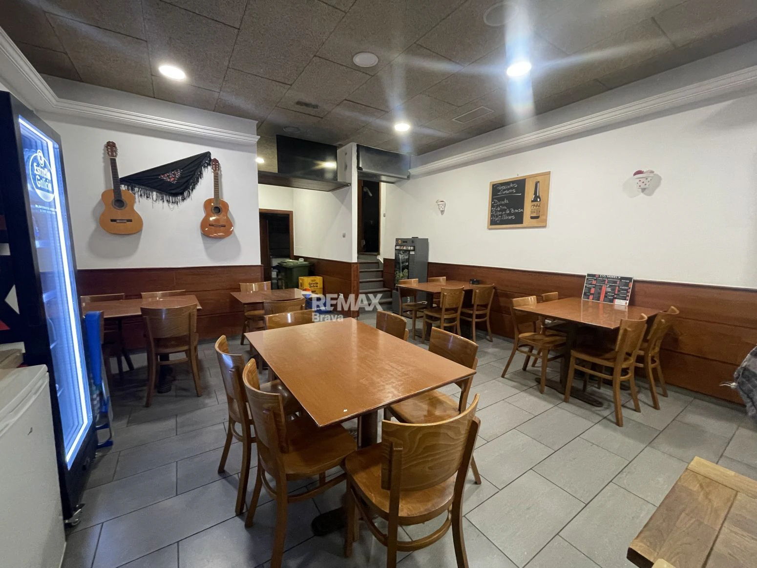 Local Bar-Restaurante en Venta en Roses con inquilino activo y alta rentabilidad