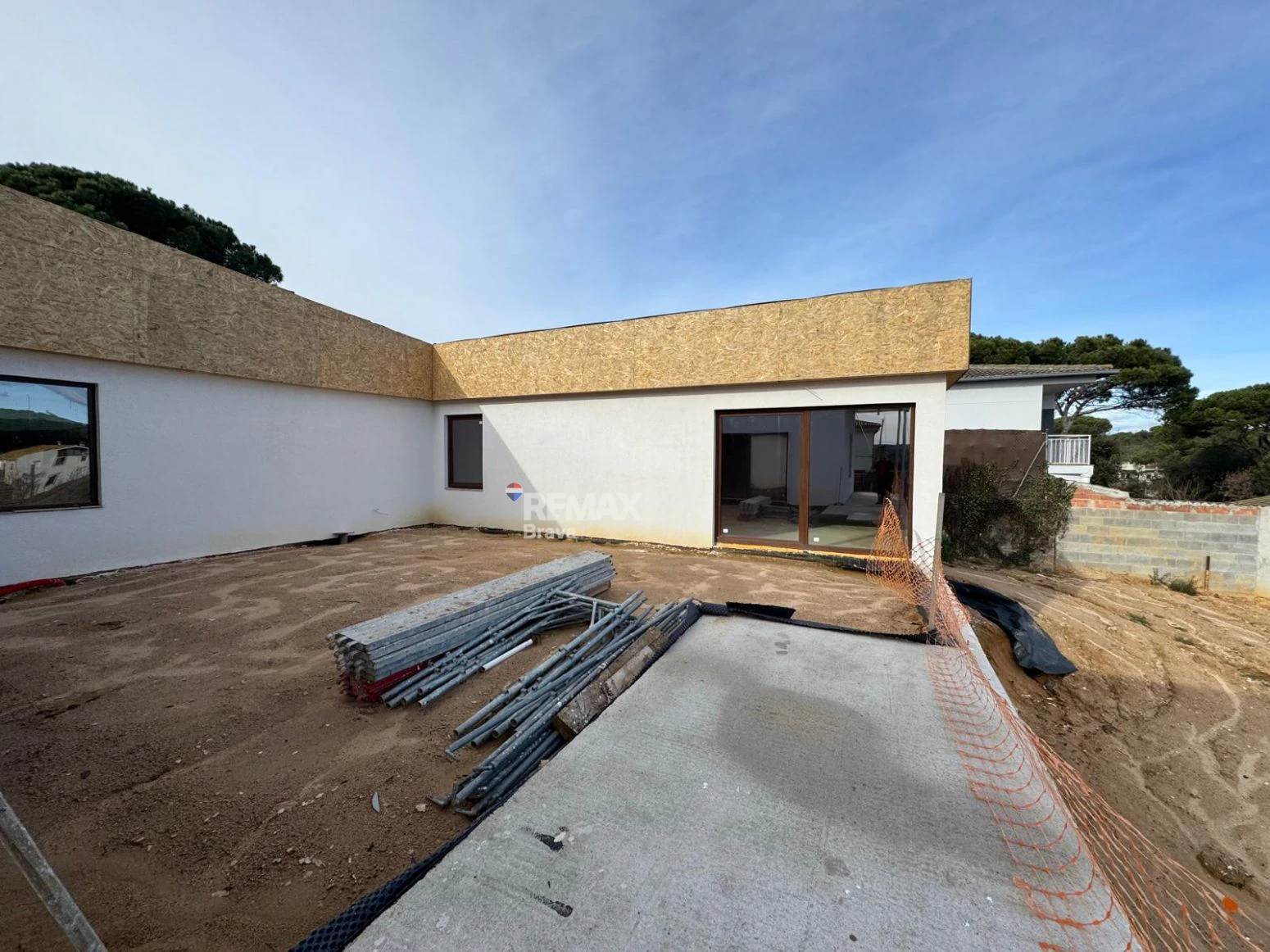 Caldes de Malavella · Elegante chalet unifamiliar de nueva construcción y diseño moderno