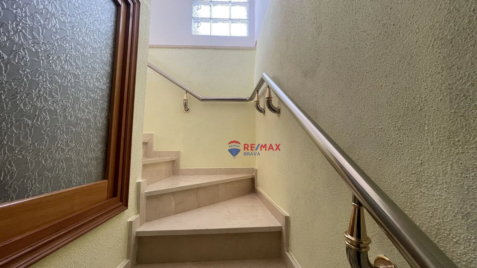 Bonita Casa Pareada con Espacios Exteriores en Vilajuïga