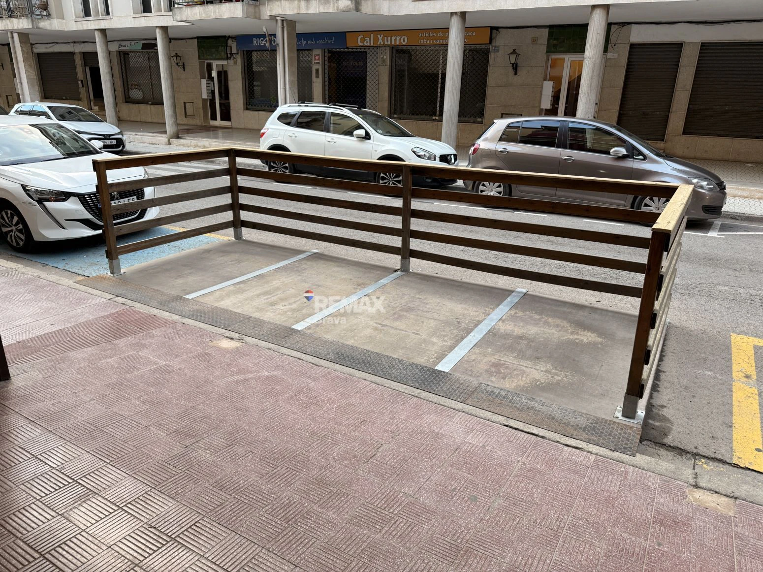 Venta de Bar en Pleno Funcionamiento en La Bisbal d’Empordà