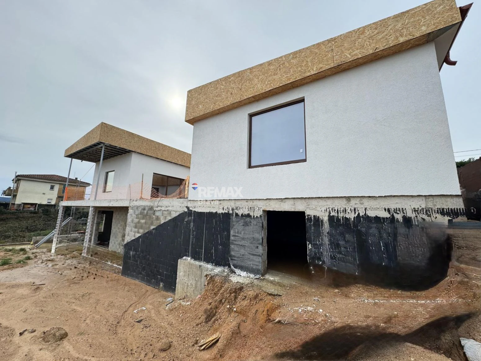 Caldes de Malavella · Elegante chalet unifamiliar de nueva construcción y diseño moderno