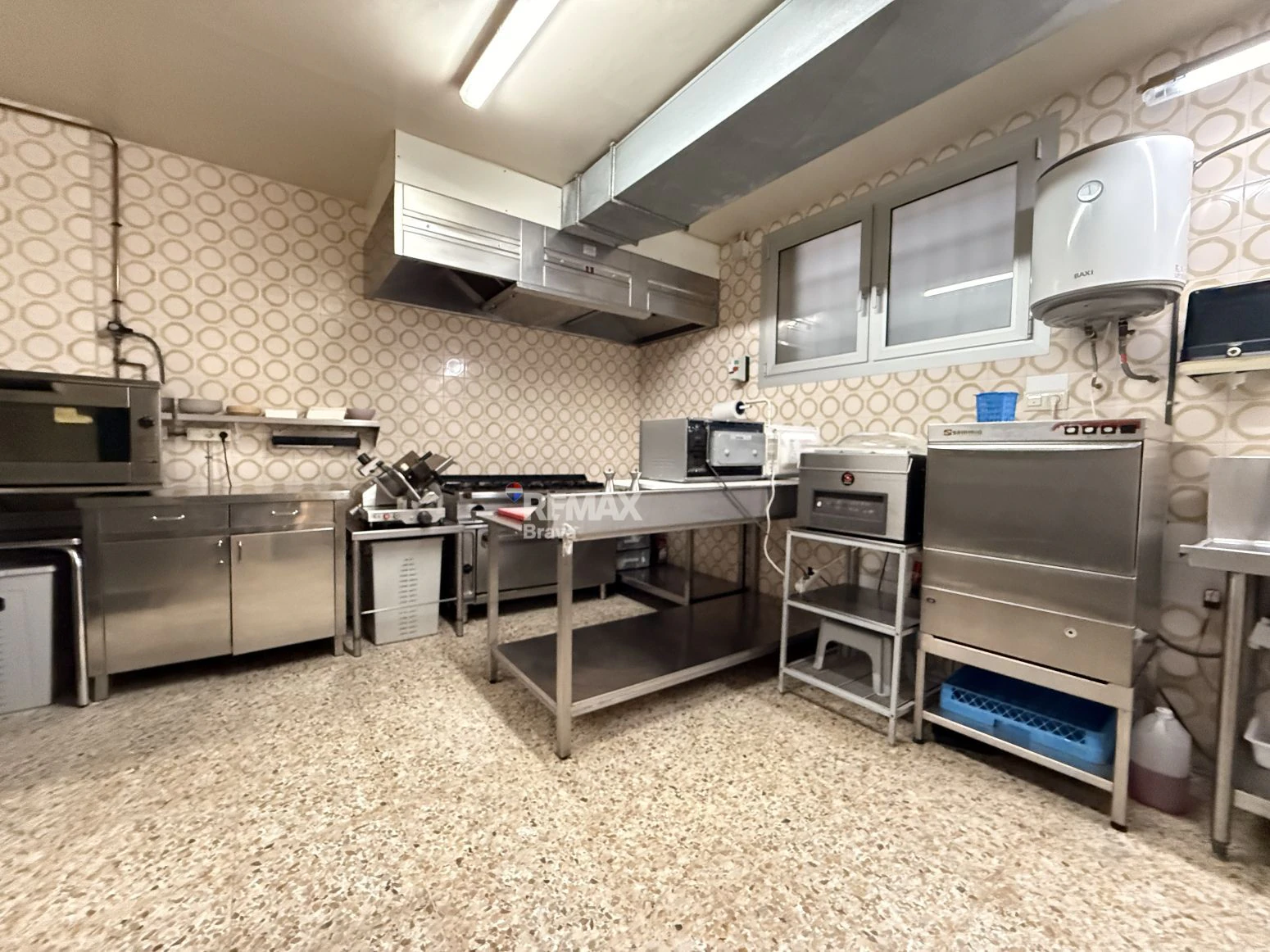 Venta de Bar en Pleno Funcionamiento en La Bisbal d’Empordà