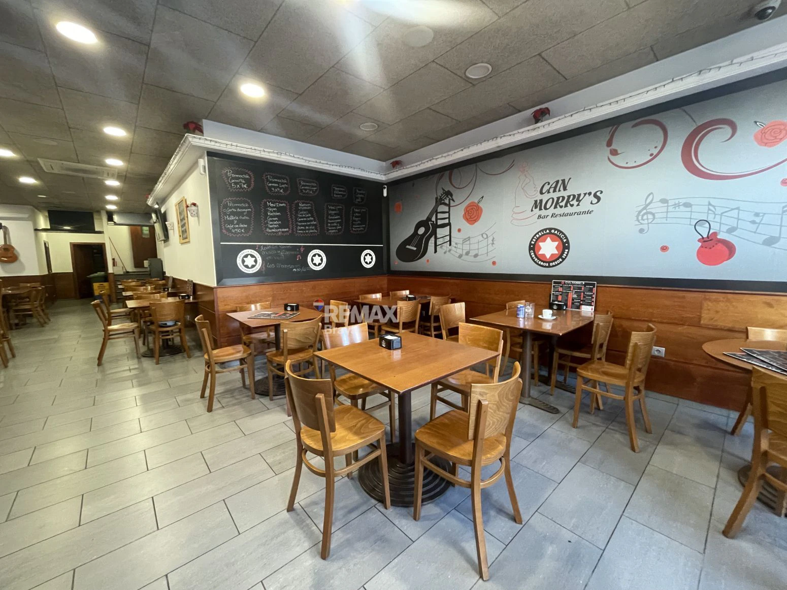 Local Bar-Restaurante en Venta en Roses con inquilino activo y alta rentabilidad