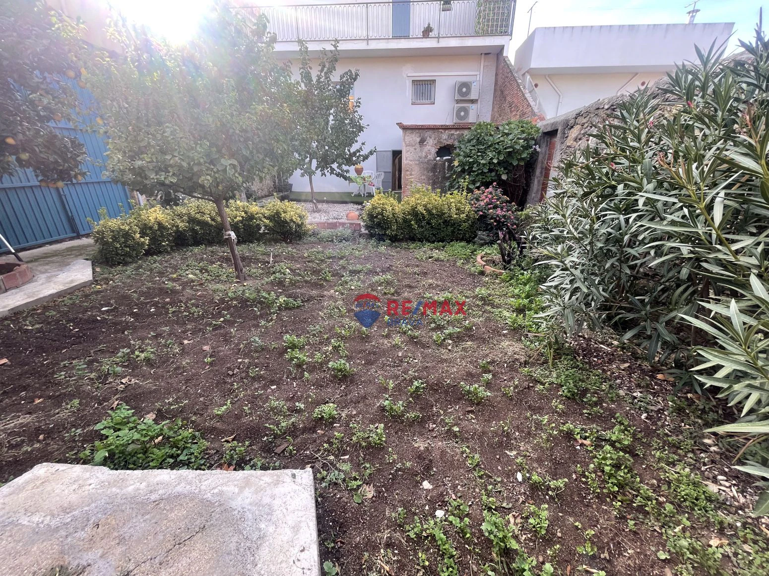 Bonita Casa Pareada con Espacios Exteriores en Vilajuïga
