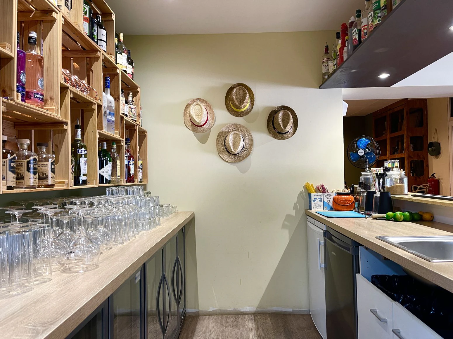 Roses, Santa Margarita: se traspasa un negocio de bar restau
