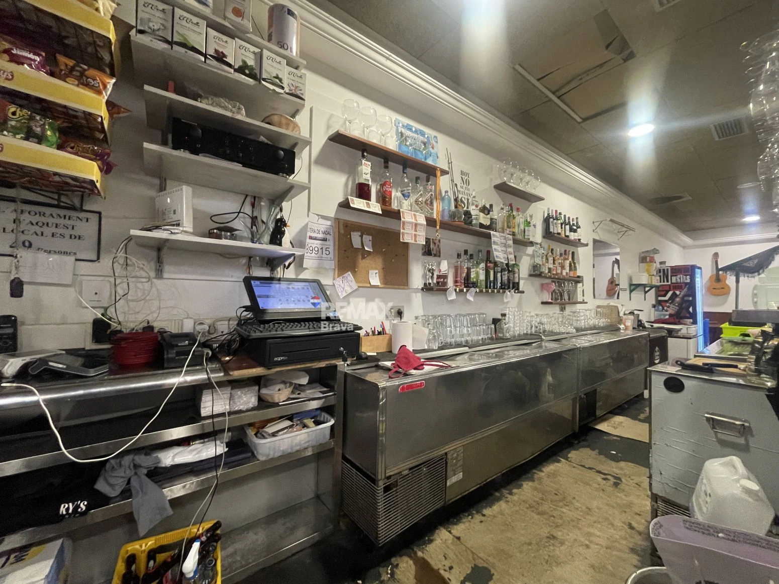 Local Bar-Restaurante en Venta en Roses con inquilino activo y alta rentabilidad