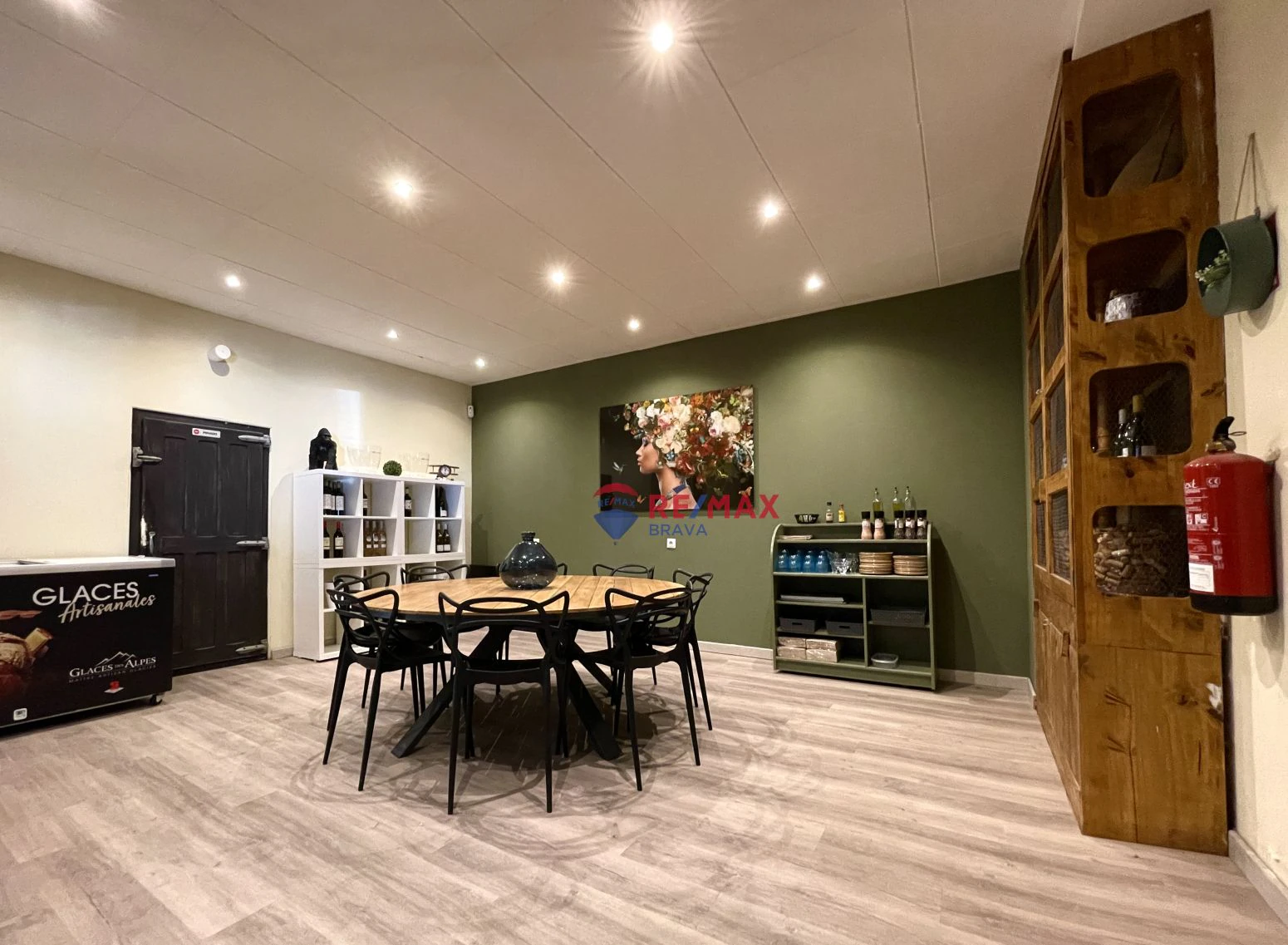 Roses, Santa Margarita: se traspasa un negocio de bar restau