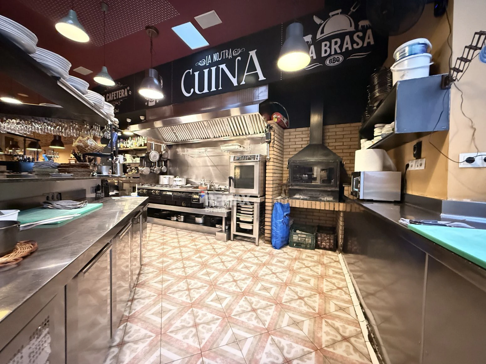 Se traspasa restaurante consolidado en el centro de Figueres