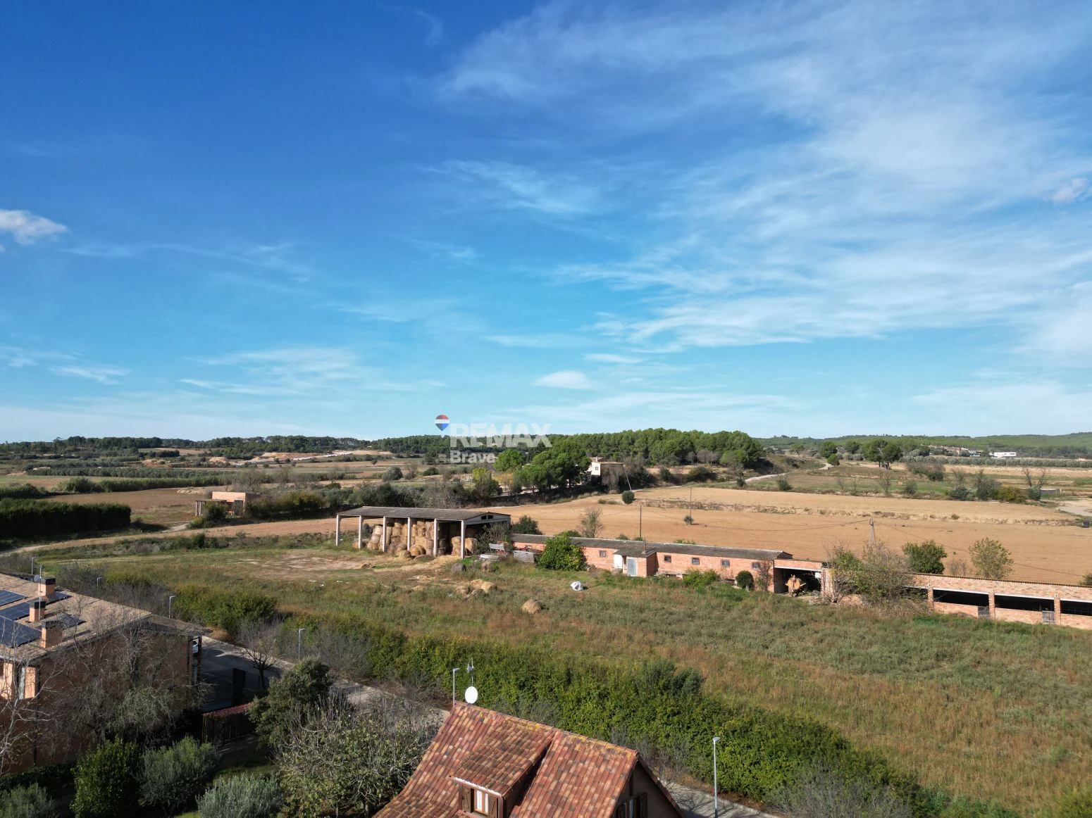 Oportunidad Única en La Tallada d’Empordà: Amplio Terreno en Zona Residencial