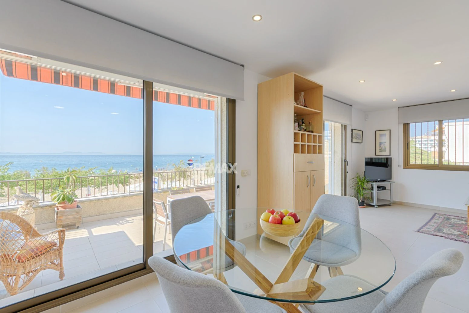 Exclusivo Apartamento Frente al Mar en Roses con Impresionante Terraza de 256 m²