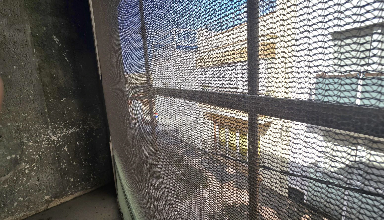 Exclusiva Oportunidad en Blanes: Solar con Más de 500 m² Construidos