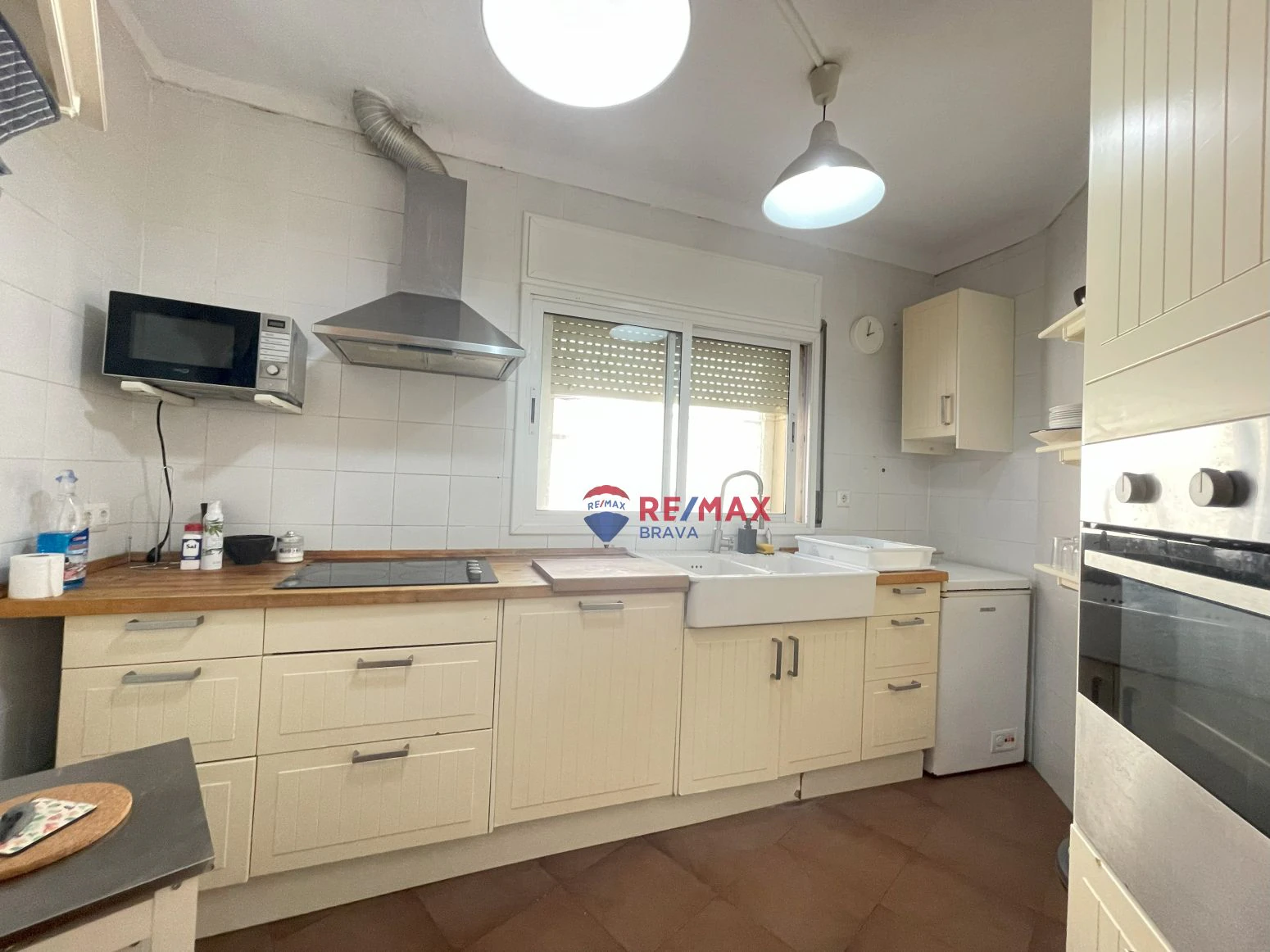 Casa en venta en Llançà con terraza, 3 habitaciones , dere