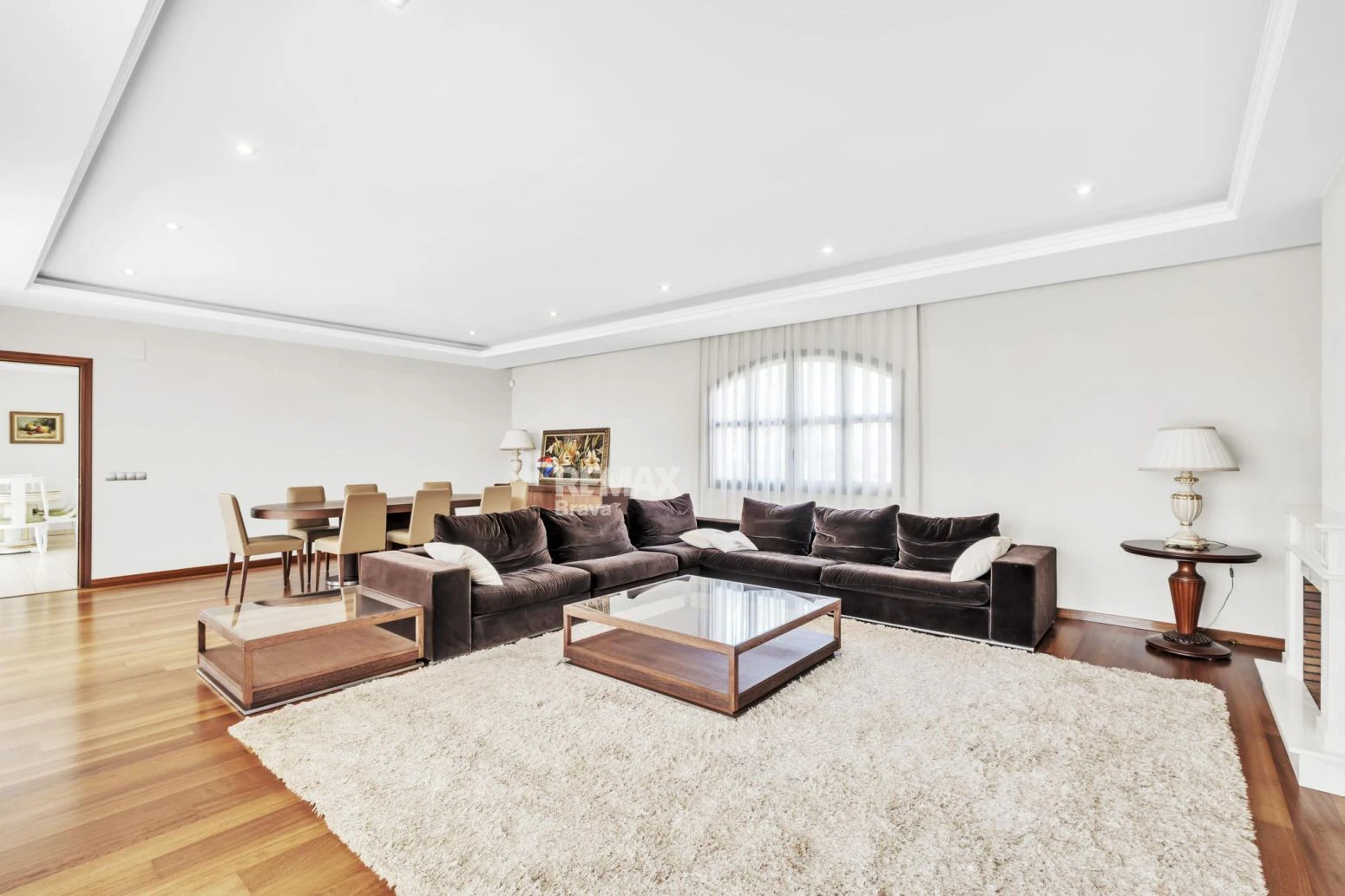 Villa Premium en Primera Línea de Golf en Peralada con Amplios Jardines y Privacidad Total