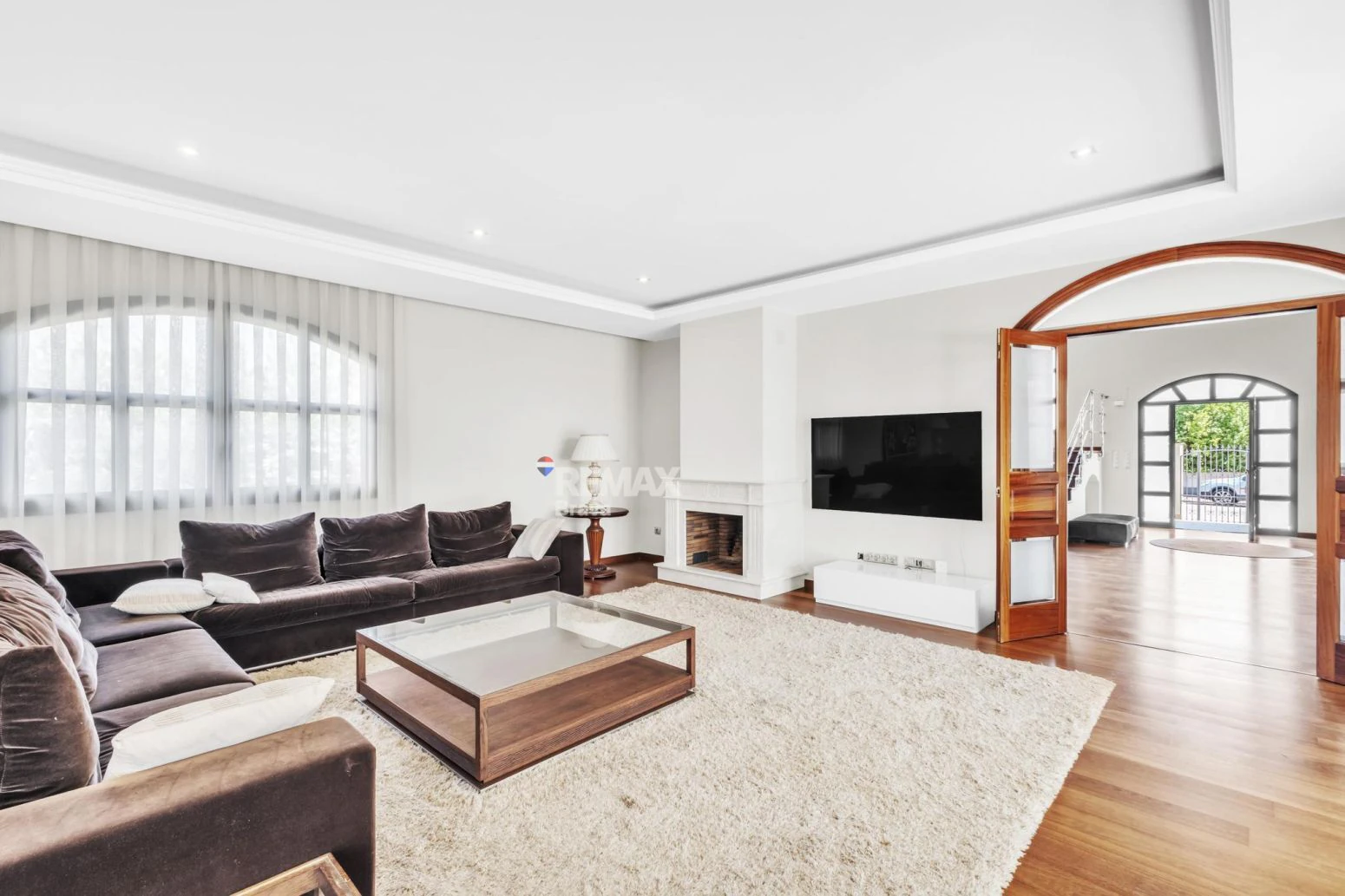 Villa Premium en Primera Línea de Golf en Peralada con Amplios Jardines y Privacidad Total