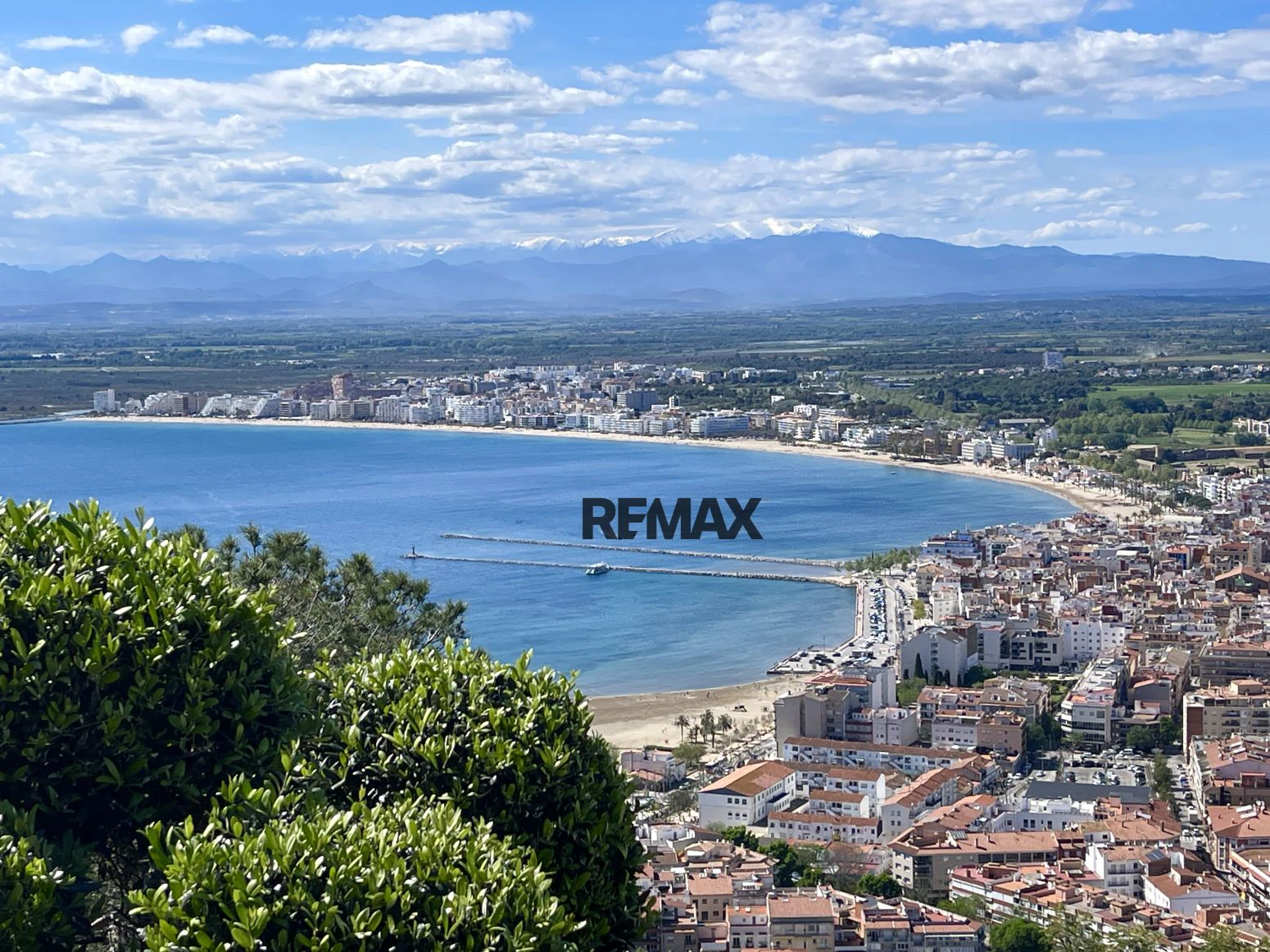 Villa mediterránea con espectaculares vistas al mar